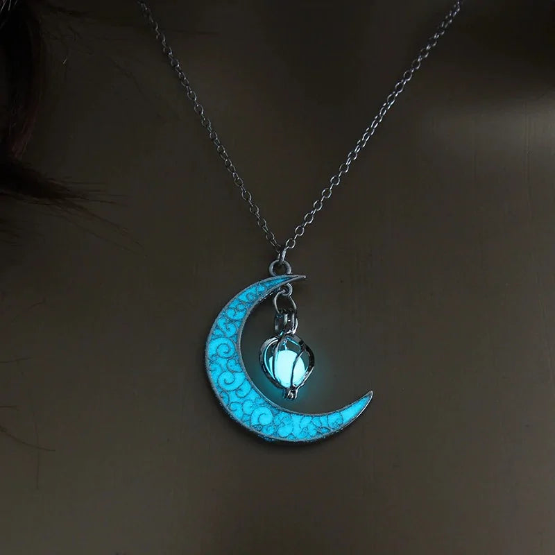Moon Glowing Necklace - AlburyMart