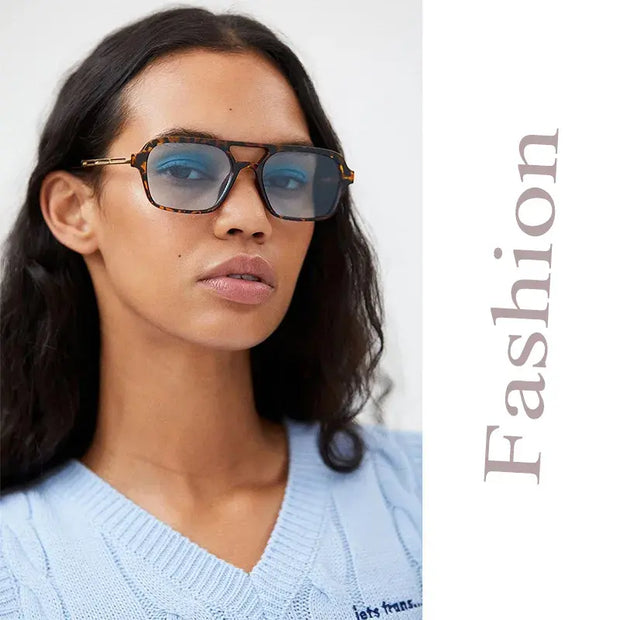 Trending Retro Sunglasses With Pink Gradient